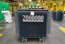 Минский ЭТЗ выпустил 2-миллионный трансформатор.